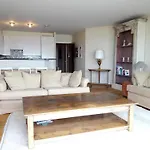 Appartement Seaside Comfort With Parking *