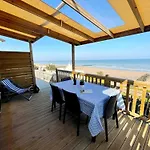 Seaside Comfort With Parking Nieuport