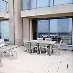 Appartement Seaside Comfort With Parking *